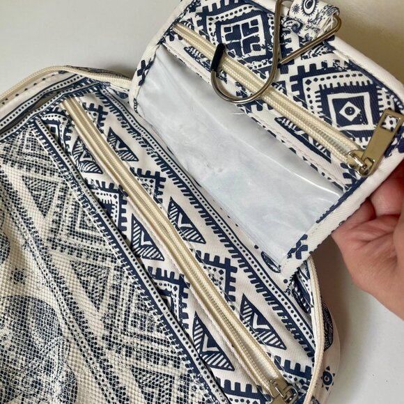 Travel Toiletry Hanging Bag with Mesh - Picture 8 of 10